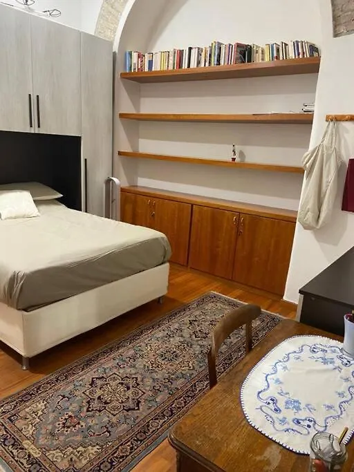 Loft Accogliente - Piazza San Giovanni-1